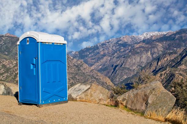 Portable Toilet Options We Offer in Mentone, IN